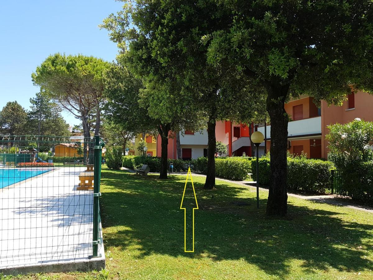 Adriella Apartments Bibione Exterior foto