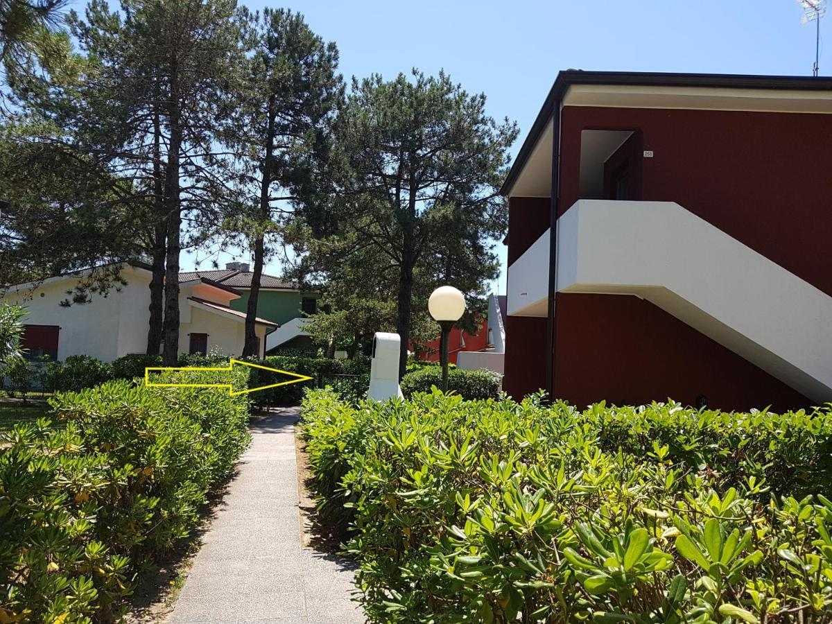 Adriella Apartments Bibione Exterior foto