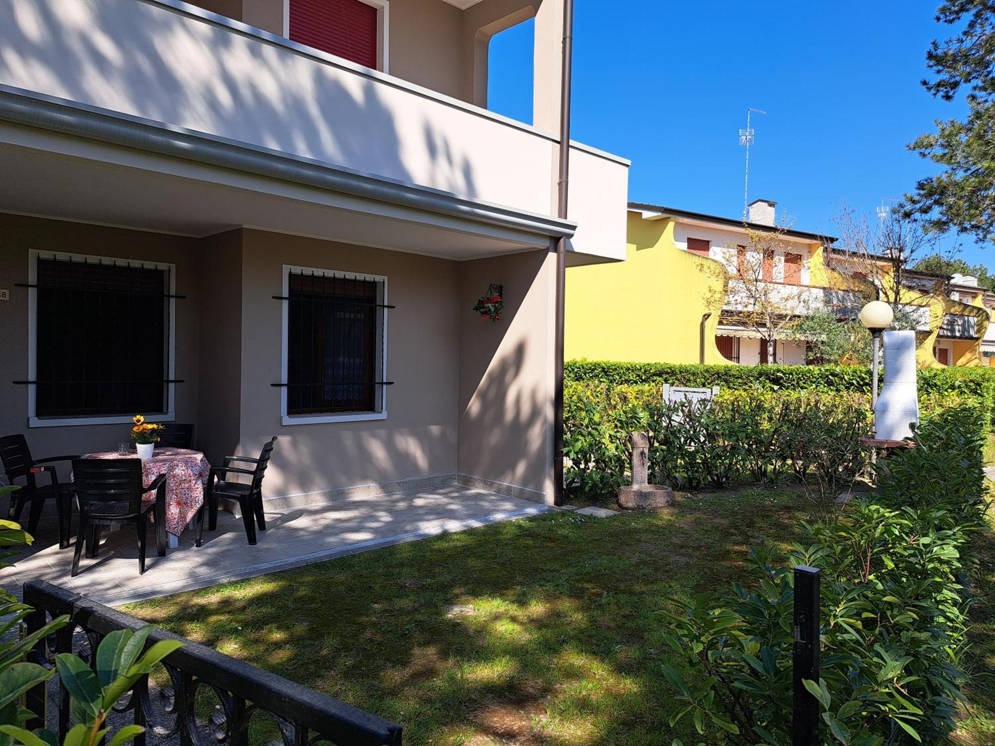 Adriella Apartments Bibione Exterior foto